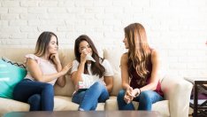 5 неща, които да не казвате на приятел, преживяващ раздяла 