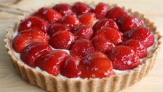 Ягодов пай със сметана 