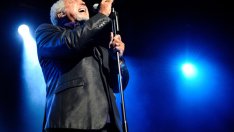 Том Джоунс пристига и ще остане цели 3 дни