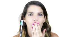 Изненадващи причини за появата на лош дъх