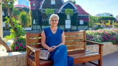 Николина Чакърдъкова навърши 55 години