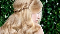 Подхранваща грижа за много суха коса