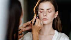 Грешки в грима, които правят кожата уморена и състарена 