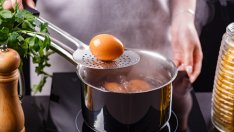 3 стъпки за идеално сварени яйца за Великден