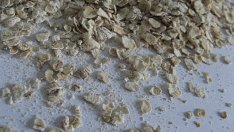 Маска за лице с мед и овесени ядки