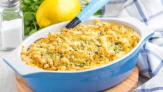 Запечени картофи с чедър и пармезан