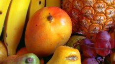 Плодове за хубава кожа и коса