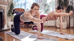 3 упражнения, с които да намалите мазнините около талията при перименопауза