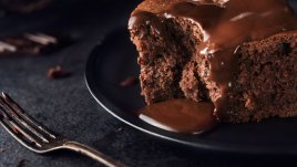 Хрупкав шоколадов кекс с глазура 