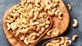 Какво ще се случи, ако ядете прекалено много кашу