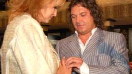 Пищна брачна церемония