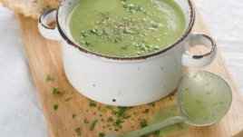 Лесна магданозена супа