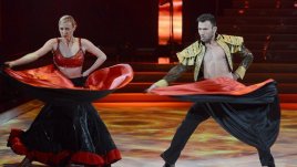 На коя танцуваща двойка Алфредо Торес даде най-ниската оценка?