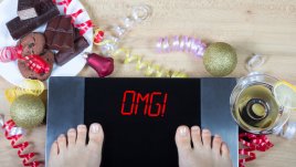 Как да елиминирате излишните течности след празничното преяждане