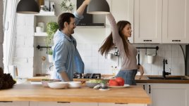 15 неща, които мъжете обичат да чуват от жените 