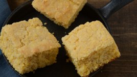 Веган царевичен хляб