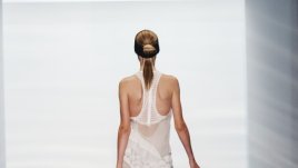 Упражнения за секси стегнат гръб