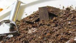 Сладки с бишкоти и шоколад