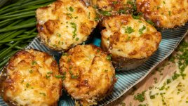 Солени мъфини с картофи и сирене