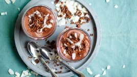 Кето шоколадов мус с кокос