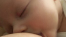 Практическа помощ при проблеми с кърменето