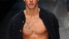 Защо жените харесват лоши момчета?