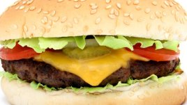 Храни, които трябва да избягвате по време на месечния цикъл