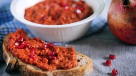 Мухамара – разядка с чушки и орехи