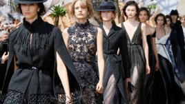 Модни тенденции за есен-зима 2017/2018 от Париж 