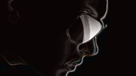 Изолирана от света, сама срещу всички