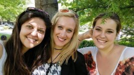 Историята на три майки, които всеки ден творят „чудеса“