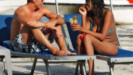 Знаци, че лятната свалка ще прерасне във връзка