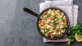 Салата с киноа и риба тон