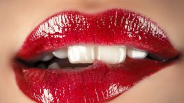 3 лесни трика срещу червило по зъбите