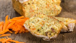 Морковен кекс с портокалови корички