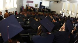 ВУЗФ продължава приема на студенти само с оценки от матури