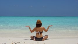 Как да имаме бронзов тен и да защитим кожата през лятото?