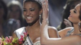 Мис Вселена 2011 е от Ангола