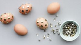 Декорация на великденски яйца с кабарчета