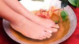 4 вани за крака, които облекчават някои неразположения