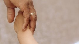 Никога не казвайте това на самотен родител!