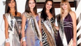 Супер моделите на България и книгите