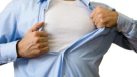 Познай го по тениската му