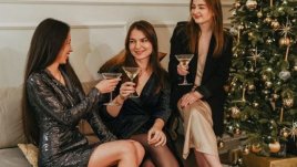 Бижутата, които ще ви откроят на коледното парти