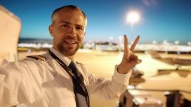 Водещият на „Авиошоу“ с награда от Асоциацията на българските авиокомпании