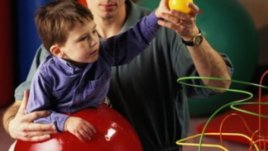 Учредиха фонд за терапии за деца с аутизъм