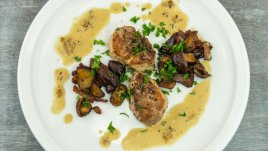 Свински котлети с гъби и Марсала