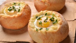 Пълнени питки с шунка и яйца