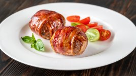 Фурми с козе сирене в бекон