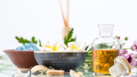 Най-добрите етерични масла за бърз растеж на косата